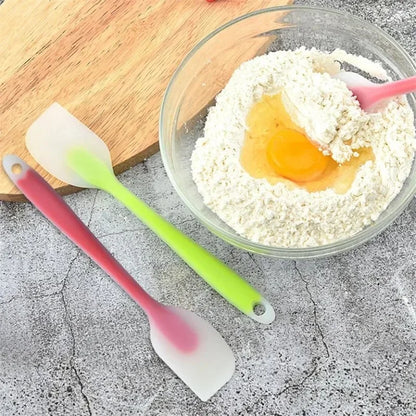 Food Grade Silicone Baking Spatula – Non-Stick Cream & Butter Scraper Kitchen Gadget for Cake & Pastry Cooking Use