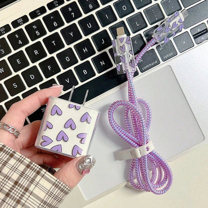 iPhone 15/14/13 Data Cable Winder Protective Cover Sleeve – Purple Love Heart Pattern Charger Cable Organizer Case for 18W/20W Apple Charger