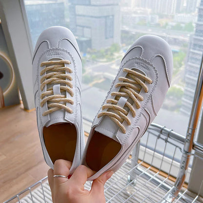2025 New German Training Shoes for Women, Genuine Leather Lace-up Sneakers, Retro Flat Forrest Gump Style, Large Size