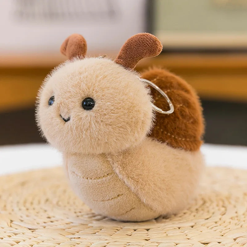 Small Insect Plush Keychain – Cute Snail & Bee Stuffed Doll Bag Pendant, Creative Toy Gift for Birthday