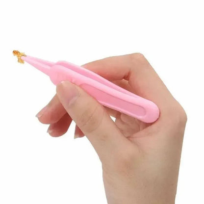 Baby Nose Cleaner Tweezers – Plastic Safety Forceps for Toddler Nasal Care, Gentle Cleaning Tool & Baby Health Essentials
