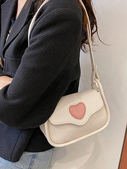 Women's Slanting Cross Bag: Retro Saddle Bag, Fashionable Hundred Love Design - Niche Shoulder Bag