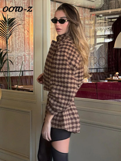 Elegant Plaid Women’s Set – Casual Full-Sleeve Zipper Jacket & High-Waist Shorts, 2025 Spring Office Outfit