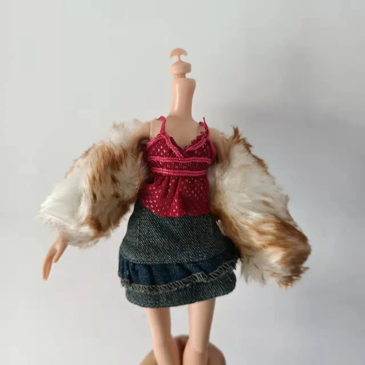 High Doll Clothes Skirt Outfit Set - DIY Multi-Link Assorted Styles Fashion Doll Clothing Wave 4 Collection