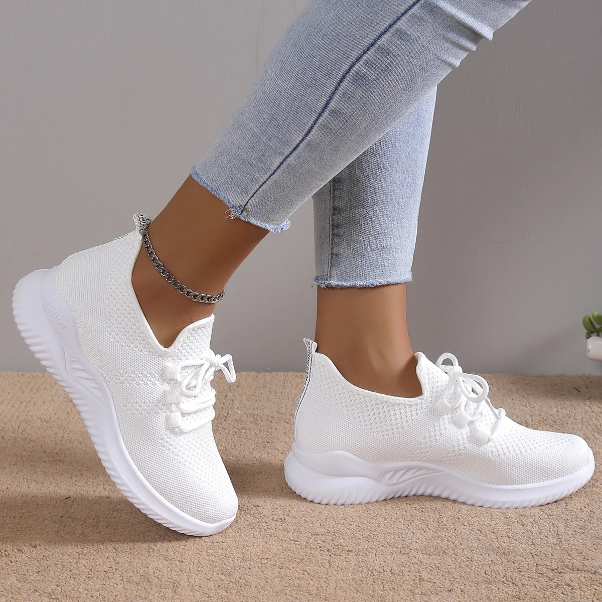 Women’s Fashion Lace-Up Mesh Sneakers – Breathable Outdoor Walking Shoes with Non-Slip Thick Sole, Round Toe, White Tennis Shoes