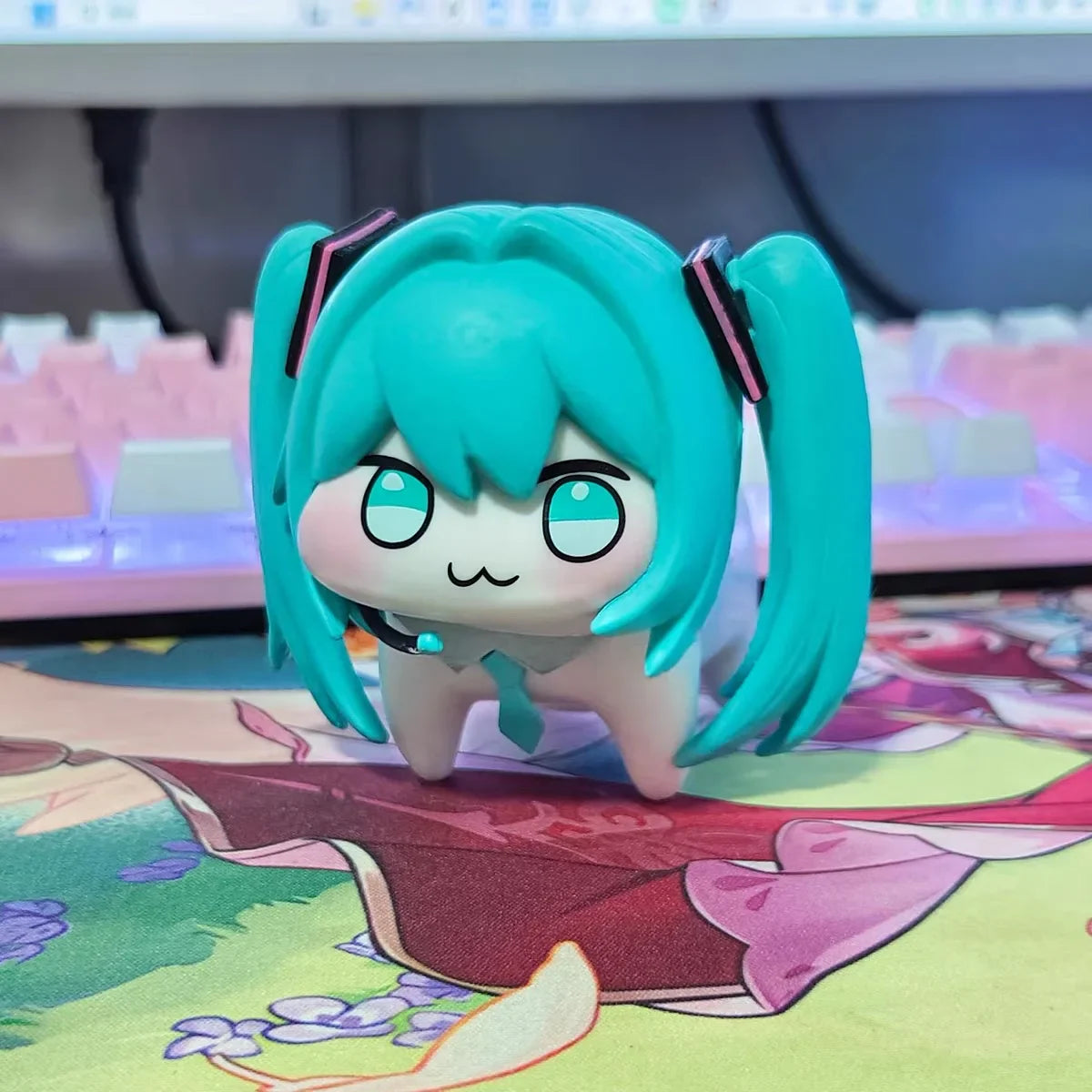 7cm Hatsune Miku Q Version Action Figure – Kawaii PVC Anime Desktop Decoration Toy