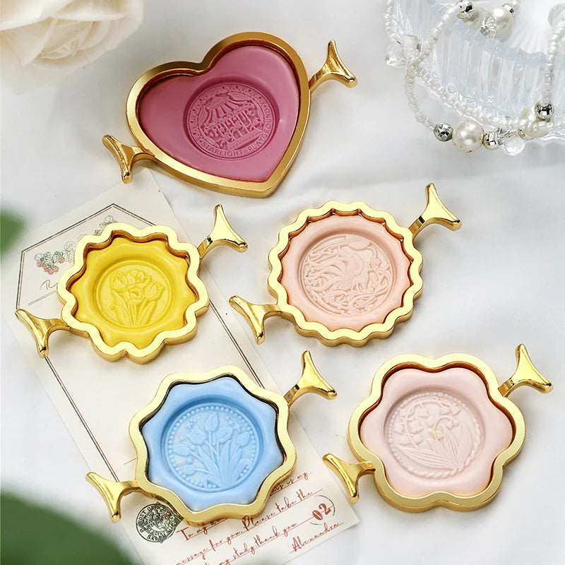 Round Flower Heart Shape Wax Seal Metal Mold - Perfect for Card Making, Wedding Invitations, and Scrapbooking Decoration - Birthday Gift Essential