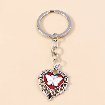 Retro Gothic Punk Heart Cross Keychain – Metal Flower Key Ring Pendant for Car Keys, Handbag Decor & Jewelry Gift