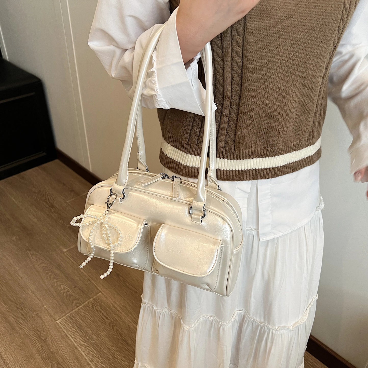 Fashionable Underarm Bow Pillow Bag for Women – 2024 Korean Edition Simple Trendy Shoulder Bag