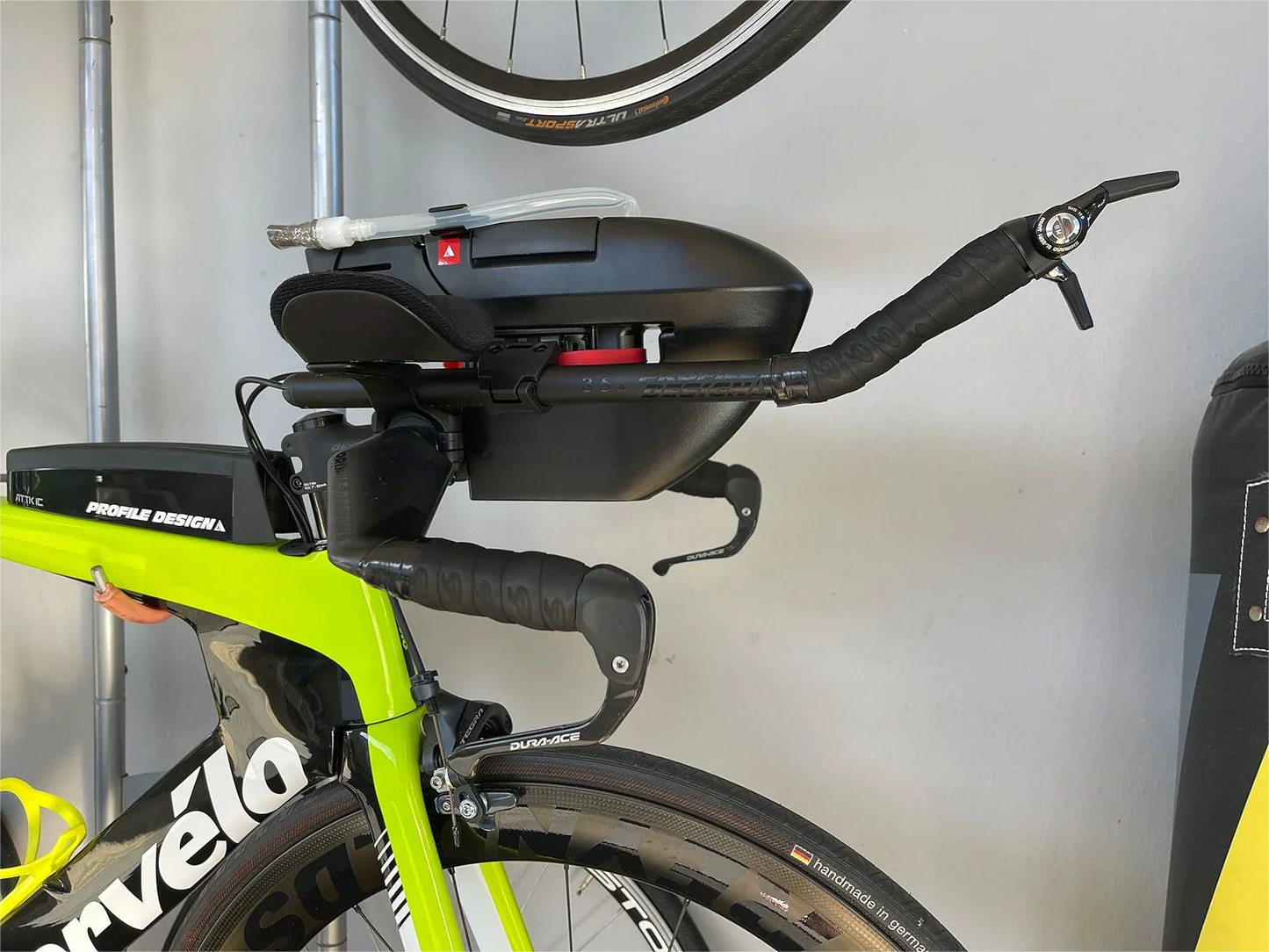 Between-the-Arms Front Hydration System - BTA Bracket for TT or Triathlon