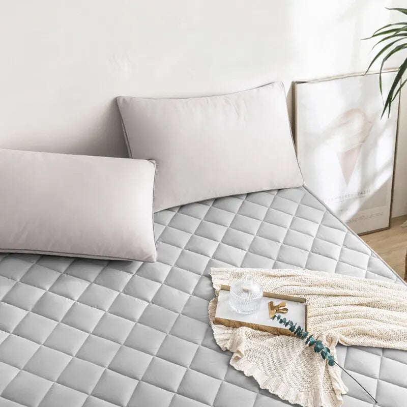 Ultrasonic Washable Mattress Protector — Elastic Band Cover Pad for Bed Protection