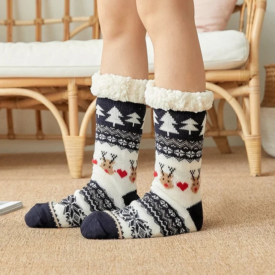 Women’s Christmas Fuzzy Socks – Winter Warm Thermal Non-Slip Fluffy Floor Slippers, Soft Indoor Home Gift