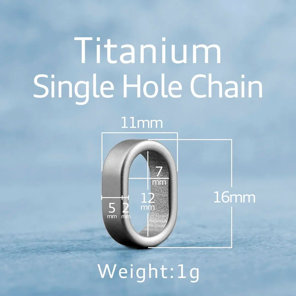 Luxury Titanium Key Ring Quickdraw — Lightweight EDC Carabiner Keychain for Men & Women
