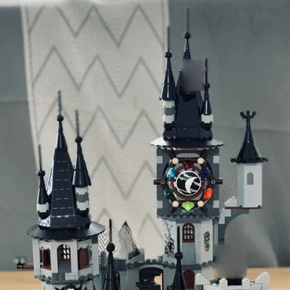 MINISO 940pcs Vampire Castle Building Blocks – DIY Monster Cart Toy for Boys Halloween Gift