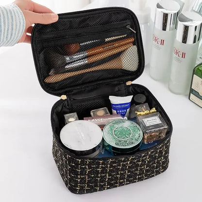 Korean-Style Large Cosmetic Bag – Instagram-Inspired Chanel-Style Ladies’ Handheld Toiletry Organizer