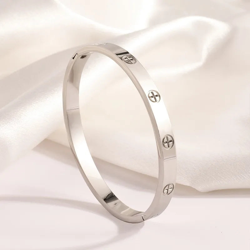 European American Stainless Steel Cross Bracelet - Gold & Silver Couple Jewelry, Perfect Holiday Gift for Men & Women