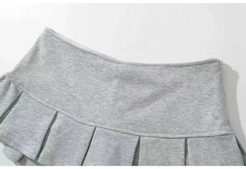 Mooyufon Y2K Mini Skirt — Women’s Low Waist Wide Pleat Light Grey A-Line Pleated Skort, Sexy Vintage Casual Summer Wear