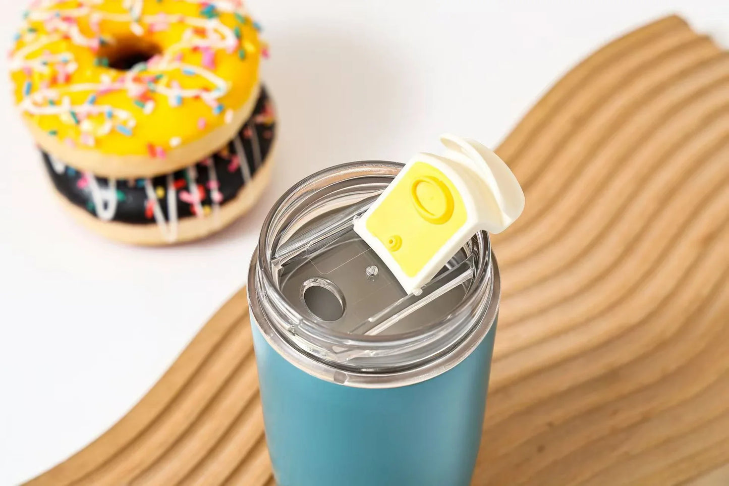 240ml Stainless Steel Insulated Coffee Cup – Vacuum Travel Mug for Car, Portable Hot & Cold Water Bottle Roller Design