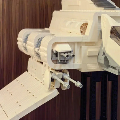 2496PCS Space Shuttle Building Block Model — Battleship & Spaceship Toy | Creative Home Ornament & Holiday Gift