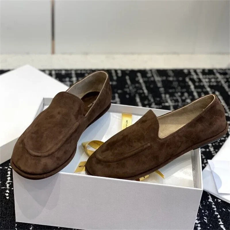 Lefu Soft Leather Shoes — Classic Fitted Silhouette with Circular Scalp Leather Lining