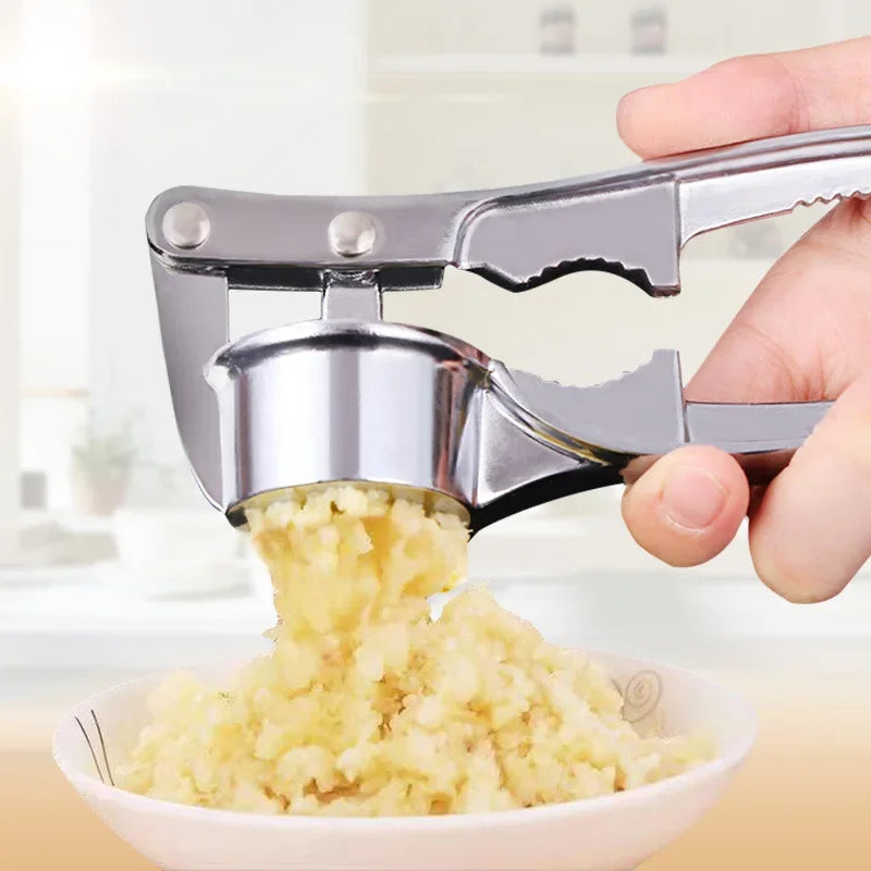Stainless Steel Garlic Press Crusher — Handheld Garlic Smasher & Mincer Manual Squeezer Kitchen Tool