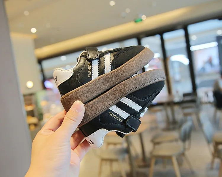 Kids Sport Training Sneakers – Spring Autumn Soft Sole Shoes for Boys & Girls, Casual Fashion Skate Shoes