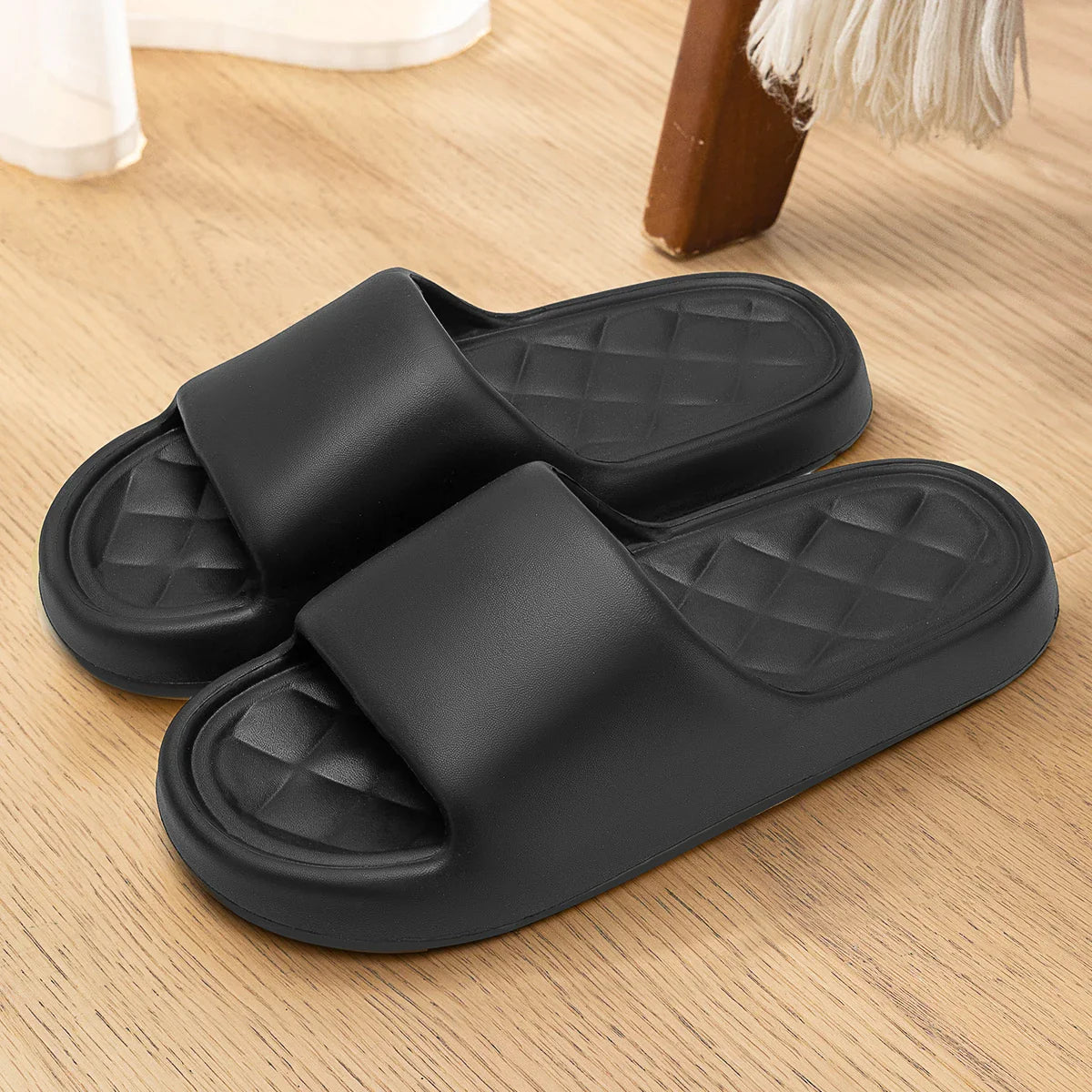 Men’s Summer Cloud Slippers – Soft Non-Slip Sole Sandals for Home, Beach, Indoor & Outdoor Casual Wear