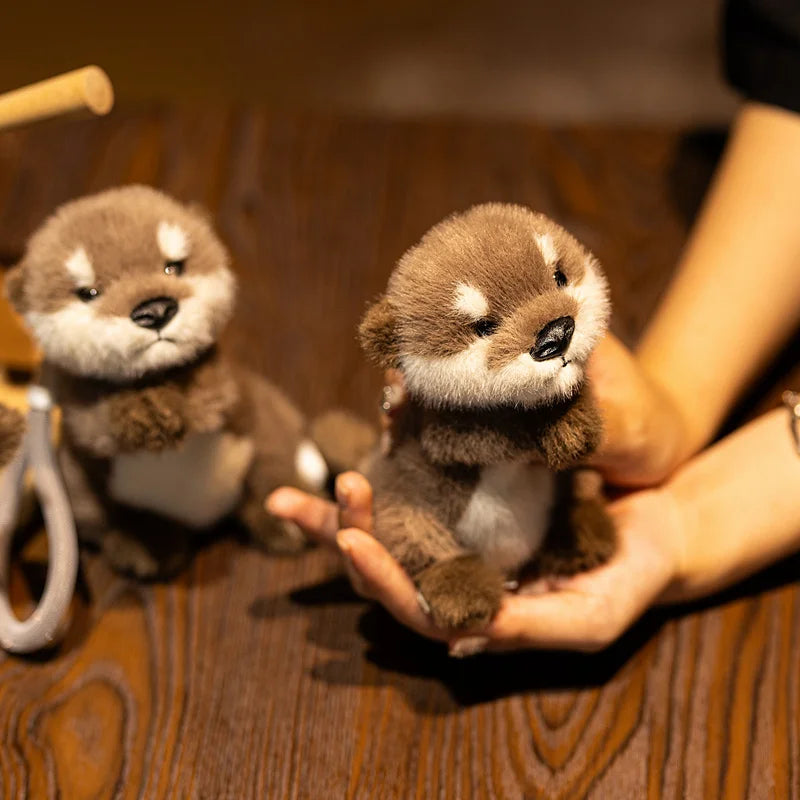 Cute Otter Plush Keychain - Soft Realistic Animal Pendant for Bags and Gifts