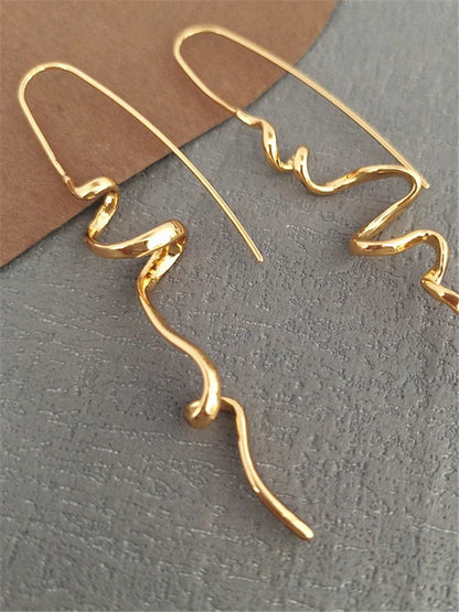 Abstract 3D Design Earrings – Cool & Handsome Fashion Women’s Retro Exquisite Ear Hanging Jewelry Accessories