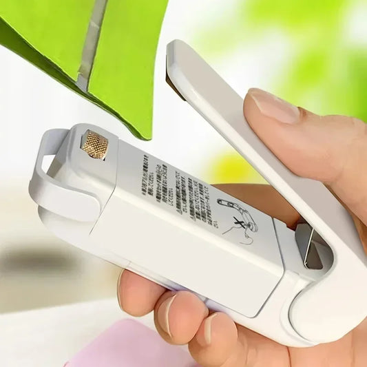 Mini Heat Sealing Machine – Portable Food Bag Sealer for Kitchen, Plastic Bag Closure & Packing Tool