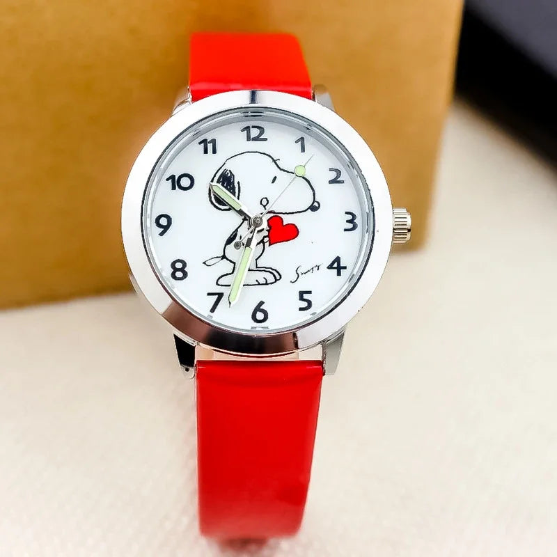 Cute Snoopy Kids Quartz Watch — Kawaii Anime Wristwatch with Colorful Luminous Hands, Fashionable Gift for Boys