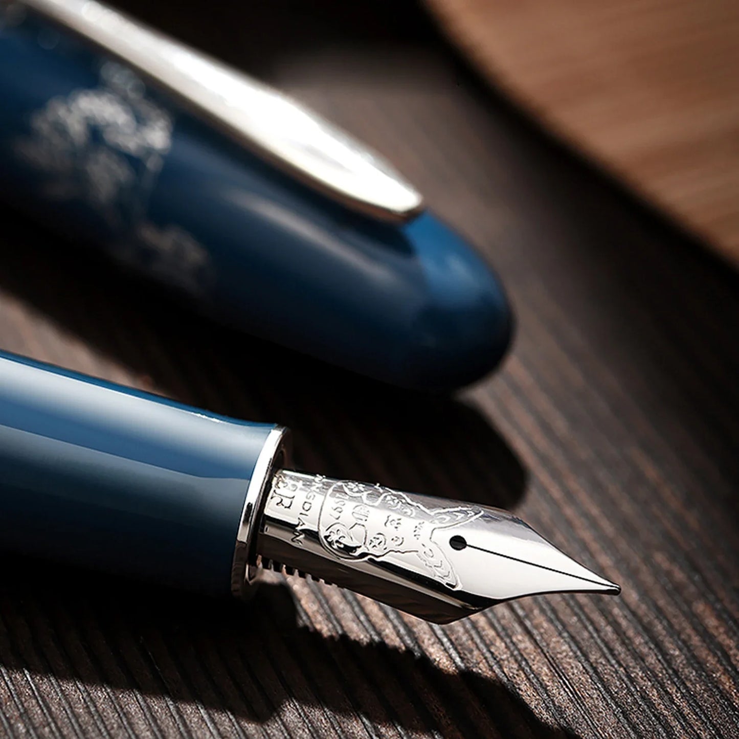 Hongdian N23 Fountain Pen – Rabbit Year Limited Edition, Gold Carving, High-End Writing Pen for Students, Business, and Office Gifts