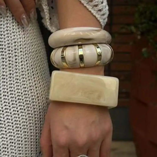 Vintage Punk Beige Thick Resin Acrylic Geometric Wide Cuff Bangle – Irregular Smudging Bracelet for Women
