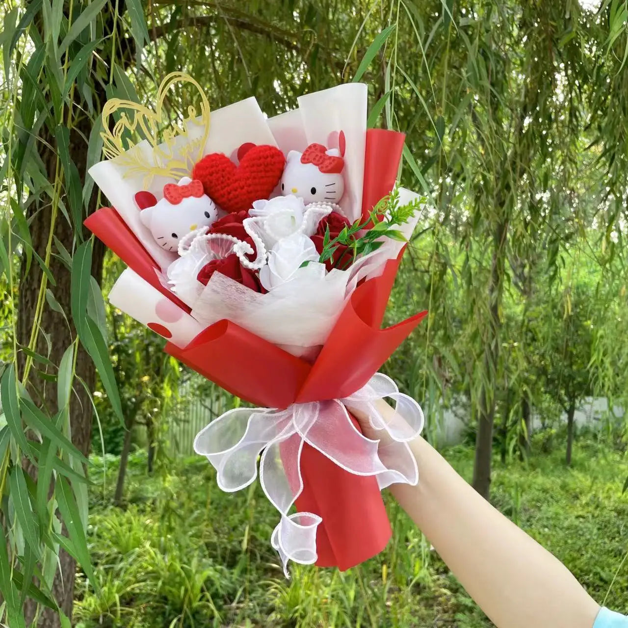 Kawaii Hello Kitty Cat Dolls with Artificial Flowers – Creative Sanrio Bouquet for Christmas, Valentine’s & Birthday Graduation Gifts