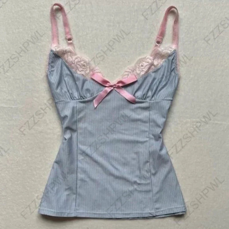 Women’s Grunge Punk Gothic Camisole Top – Y2K V-Neck Bow Lace Slim Fit Crop Cami Streetwear