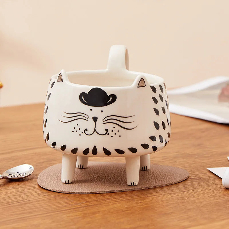 Cute 4-Legged Cat Coffee Mug: Ceramic 'Meow' Mug Perfect for Cat Lovers and Women