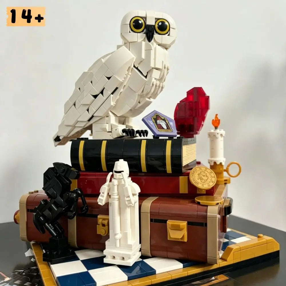 1571PCS White Owl Building Block Model - Educational Collectible DIY Ornament & Birthday Gift for Adults