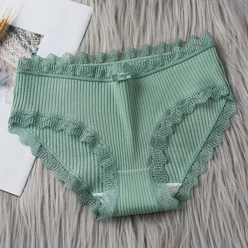 4 Pcs Lace Wavy Trim Bikini Panties - Comfy & Breathable Elastic Women’s Lingerie & Underwear