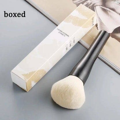 Professional Large Single Powder Brush – High-Quality Makeup Tool