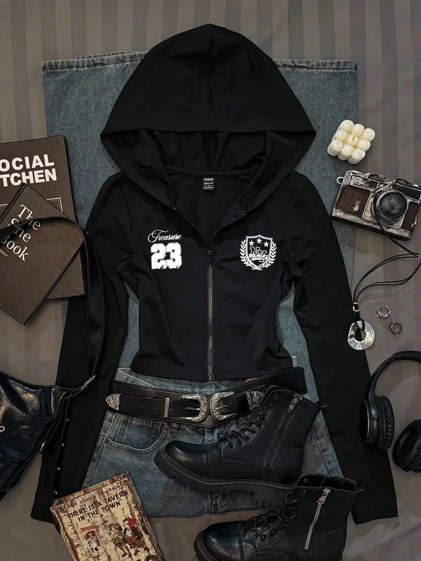 Women's Casual Hooded Sweatshirt - Minimalist Printed Zip-Up Cardigan Style Autumn Long Sleeve Top