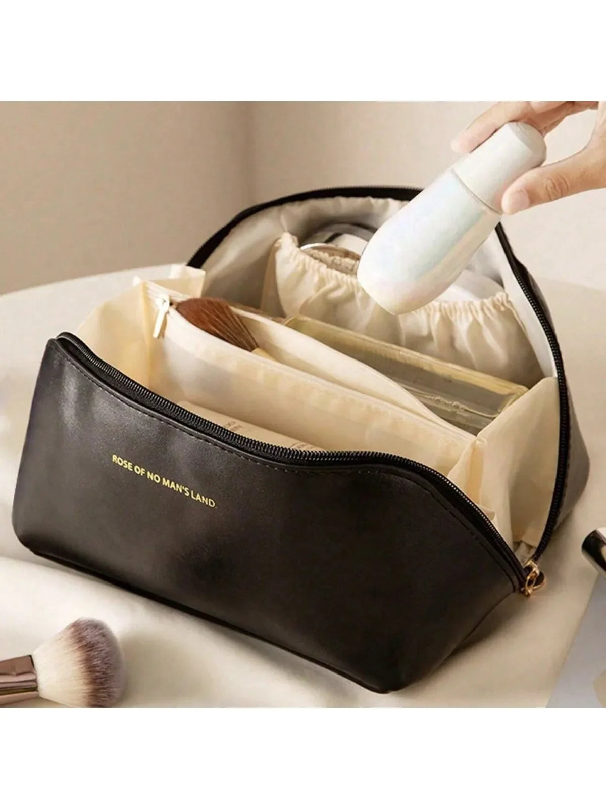 Large Capacity Portable Cosmetic Bag – Factory Direct Sales Makeup Storage Bag – Perfect for Cosmetics & Travel