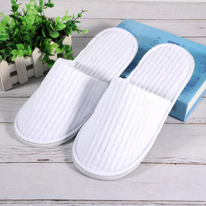 Winter Warm Plush Slippers for Women & Men – Non-Slip Fluffy Indoor House Slides for Bedroom Comfort Couple Home Shoes
