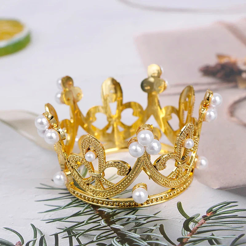 Mini Pearl Crown Cake Topper – Romantic Garland & Hair Ornaments for Birthdays, Weddings & Parties