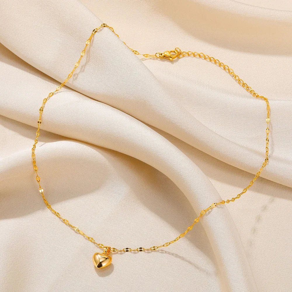 2025 Love Heart Pendant Necklace for Women – Trendy Lip Chain Jewelry Gift