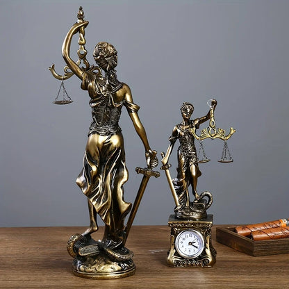 European Retro Copper Goddess of Justice Ornament – Creative Home Decor for Living Room, Office, and Desk, 1PCS
