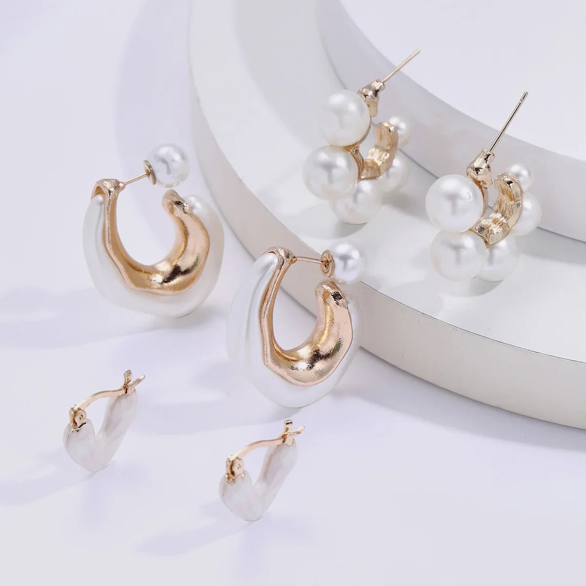 3-Piece Pearl Heart Hoop Earrings Set — Vintage Elegant Trendy Earrings for Women, Perfect Jewelry Gift