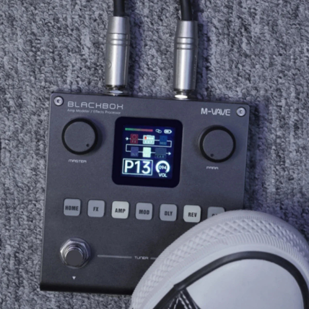 M-VAVE BLACKBOX Multifunctional Guitar/Bass Effect Pedal – 80 Editable Presets, 6 Effects Modules, Built-in Battery