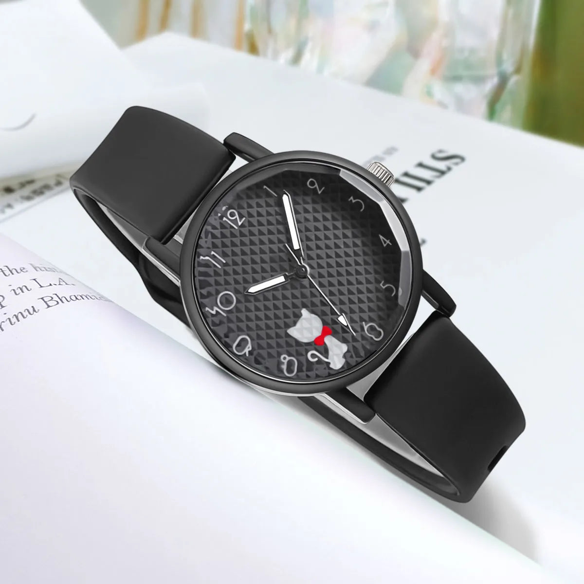 Women’s Casual Quartz Watch – Silicone Strap Wristwatch Gift for Ladies