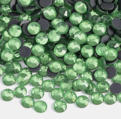 Bobohoo HotFix Crystal Rhinestones SS6-SS30 – Glitter Iron-On Strass Gems for Clothing, Dresses & DIY Crafts