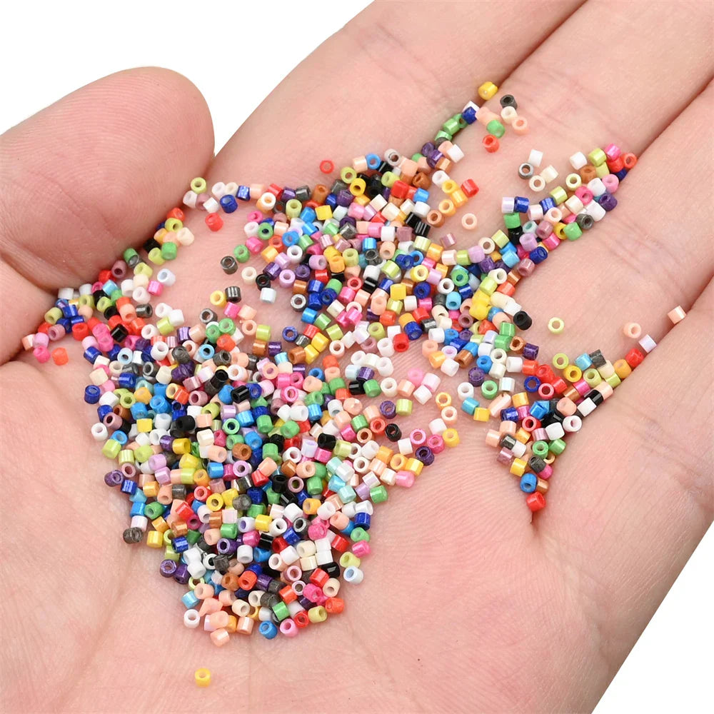 1000Pcs 1.6x1.3mm Japan Glass Seed Beads 11/0 – Cylindrical Loose Beads for DIY Statement Jewelry Making (5g Pack)